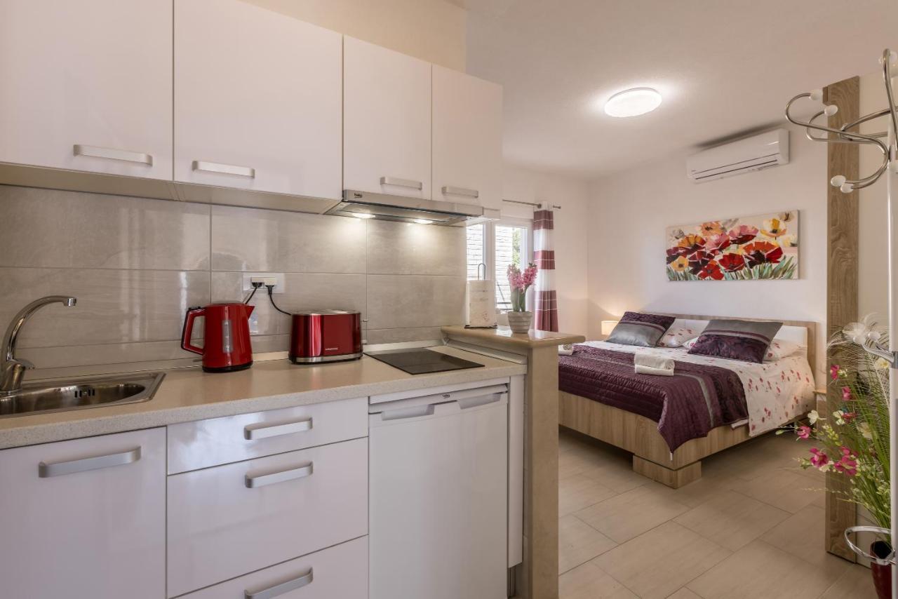 Apartment Petra Bol